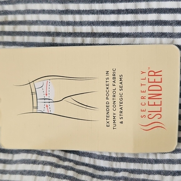 St. John's Bay Blue and White Striped Seersucker Shorts with 8" Inseam NWT - Picture 5 of 11